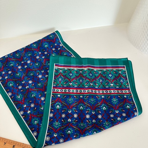 Vintage scarf - Picture 5 of 5